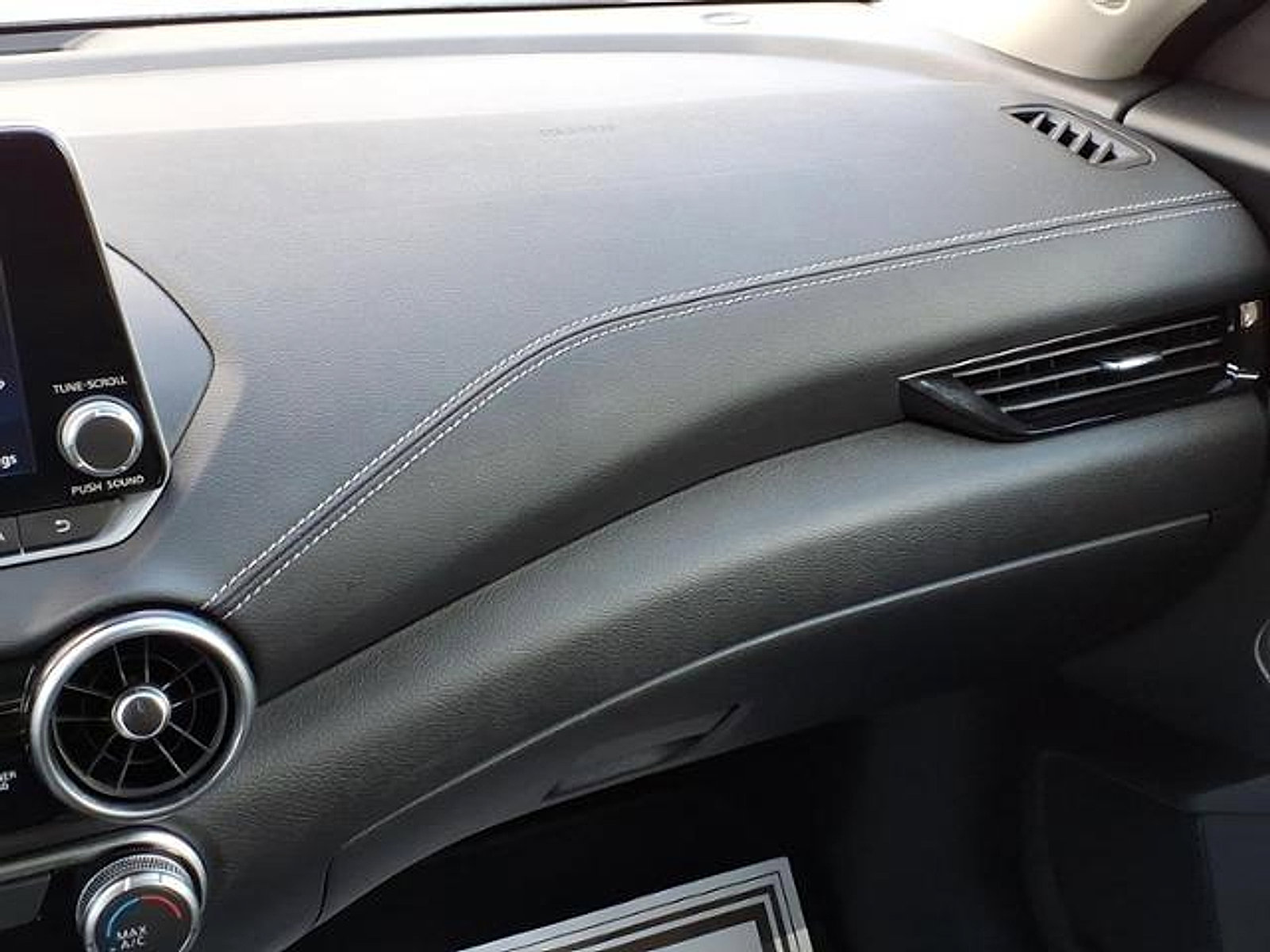 Used 2023 Nissan Sentra SV image 23