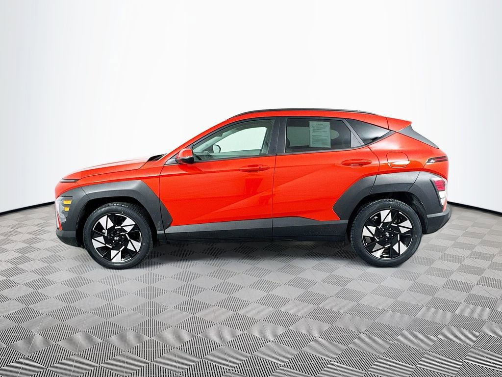 Used 2025 Hyundai Kona SEL image 8