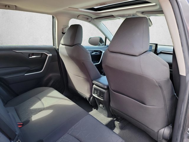 Used 2022 Toyota RAV4 XLE w/ Convenience Package AWD/4WD image 24