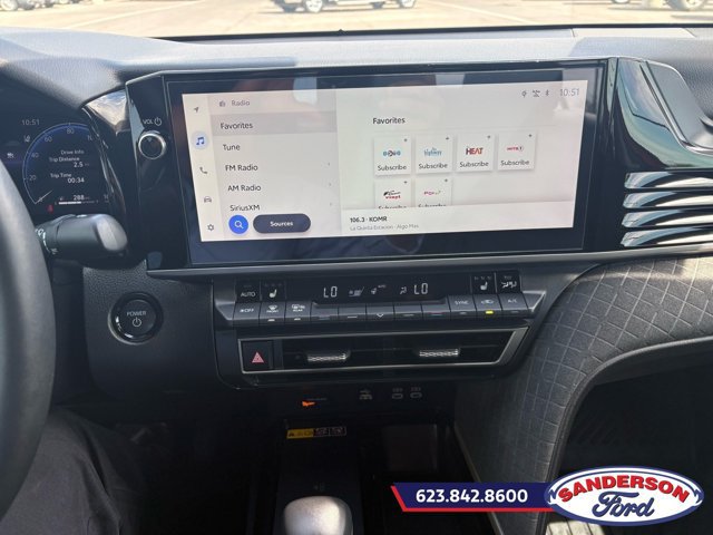 Used 2025 Toyota Camry XLE FWD image 17