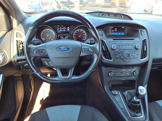 Used 2016 Ford Focus ST FWD image 8