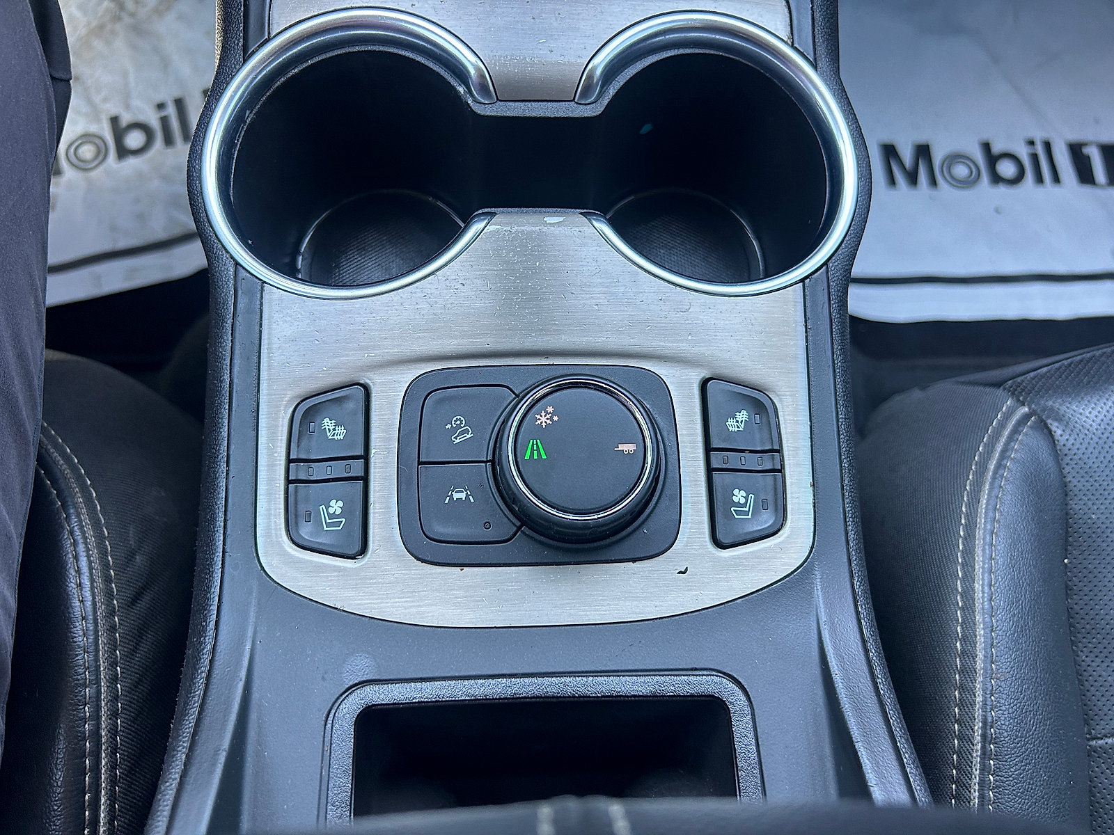 Used 2018 GMC Terrain Denali w/ Comfort Package FWD image 19