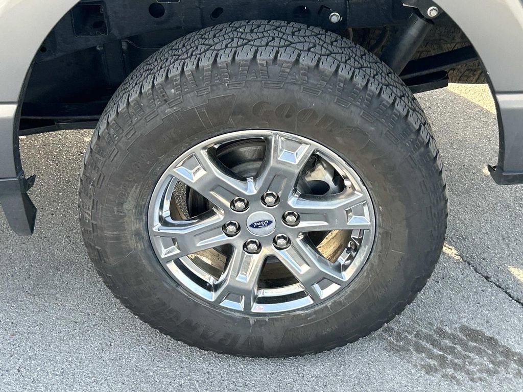 Used 2023 Ford F150 Lariat w/ Equipment Group 502A High image 16