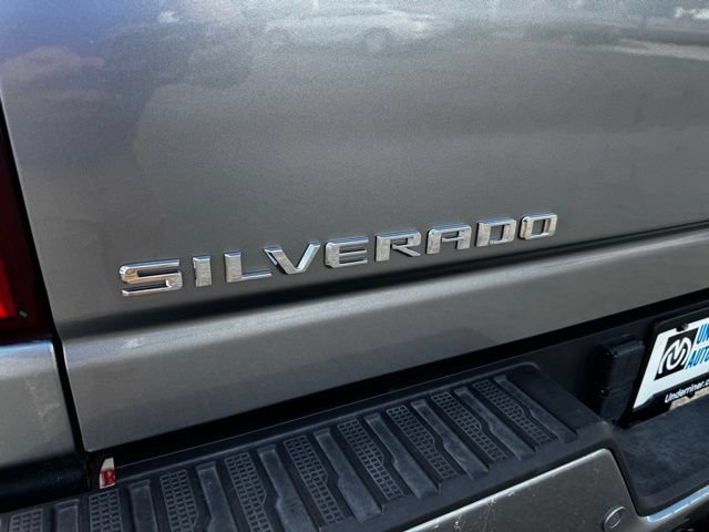 Used 2024 Chevrolet Silverado 3500 High Country w/ High Country Premium Package AWD/4WD image 8
