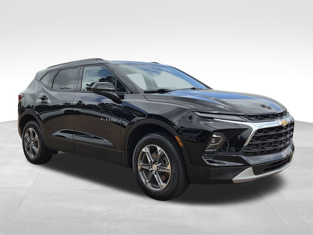 Used 2024 Chevrolet Blazer LT w/ Convenience Package FWD image 31