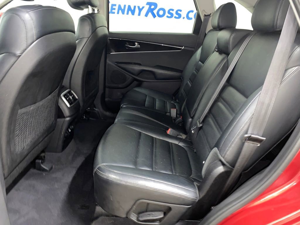 Used 2016 Kia Sorento EX w/ EX Premium Package image 21