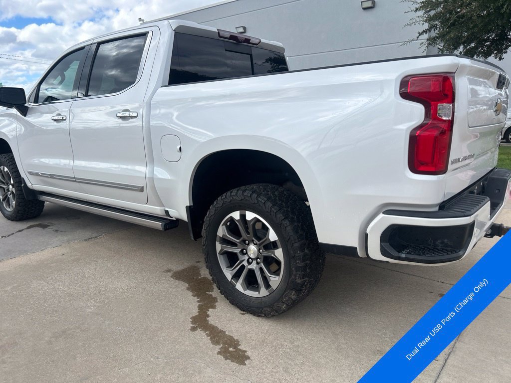 Used 2023 Chevrolet Silverado 1500 High Country w/ Technology Package AWD/4WD image 13