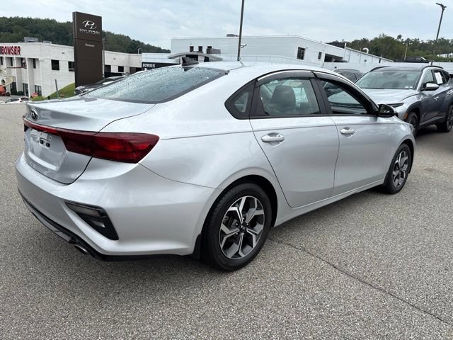 Used 2021 Kia Forte LXS FWD image 5