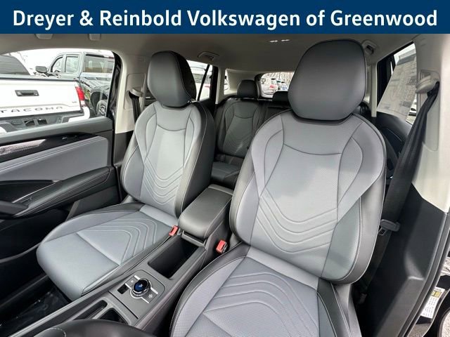 New 2026 Volkswagen Tiguan SE image 25