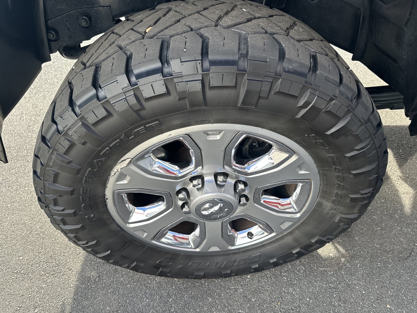 Used 2014 RAM 2500 Longhorn image 33