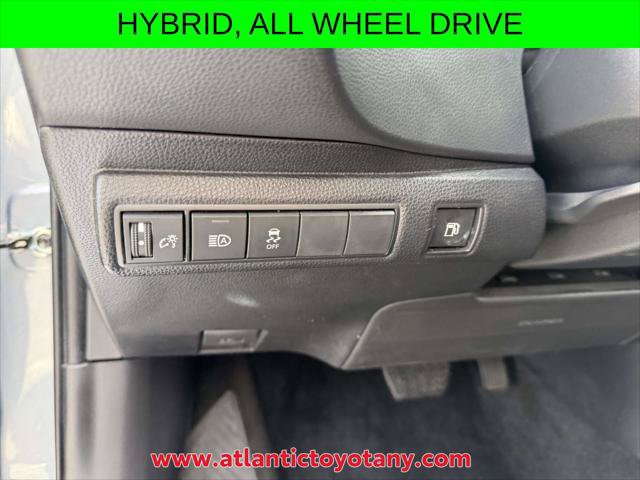 Certified 2024 Toyota Corolla SE AWD/4WD image 27