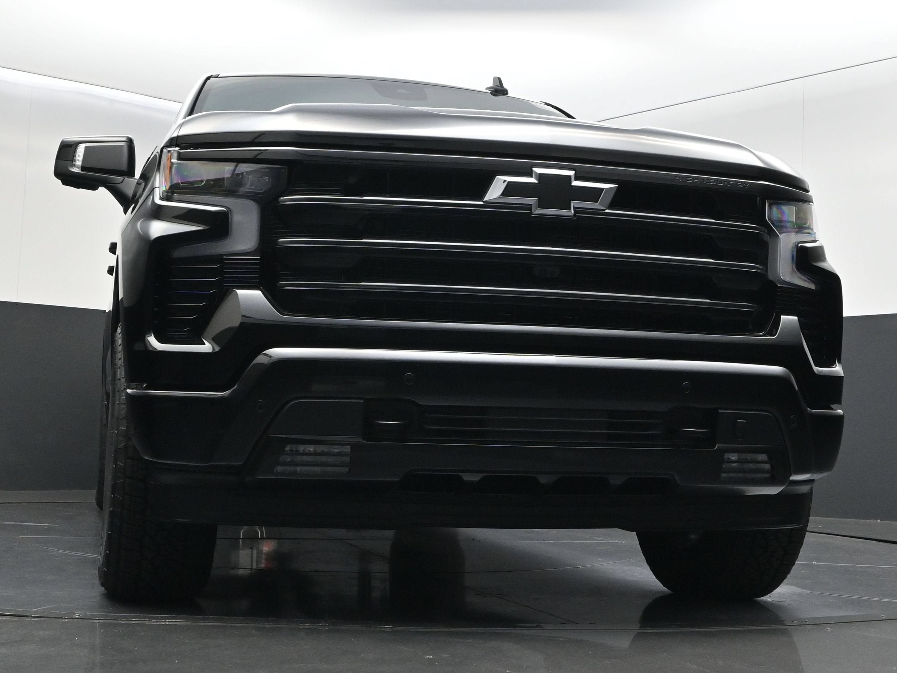 New 2026 Chevrolet Silverado 1500 High Country w/ Midnight Edition AWD/4WD image 45
