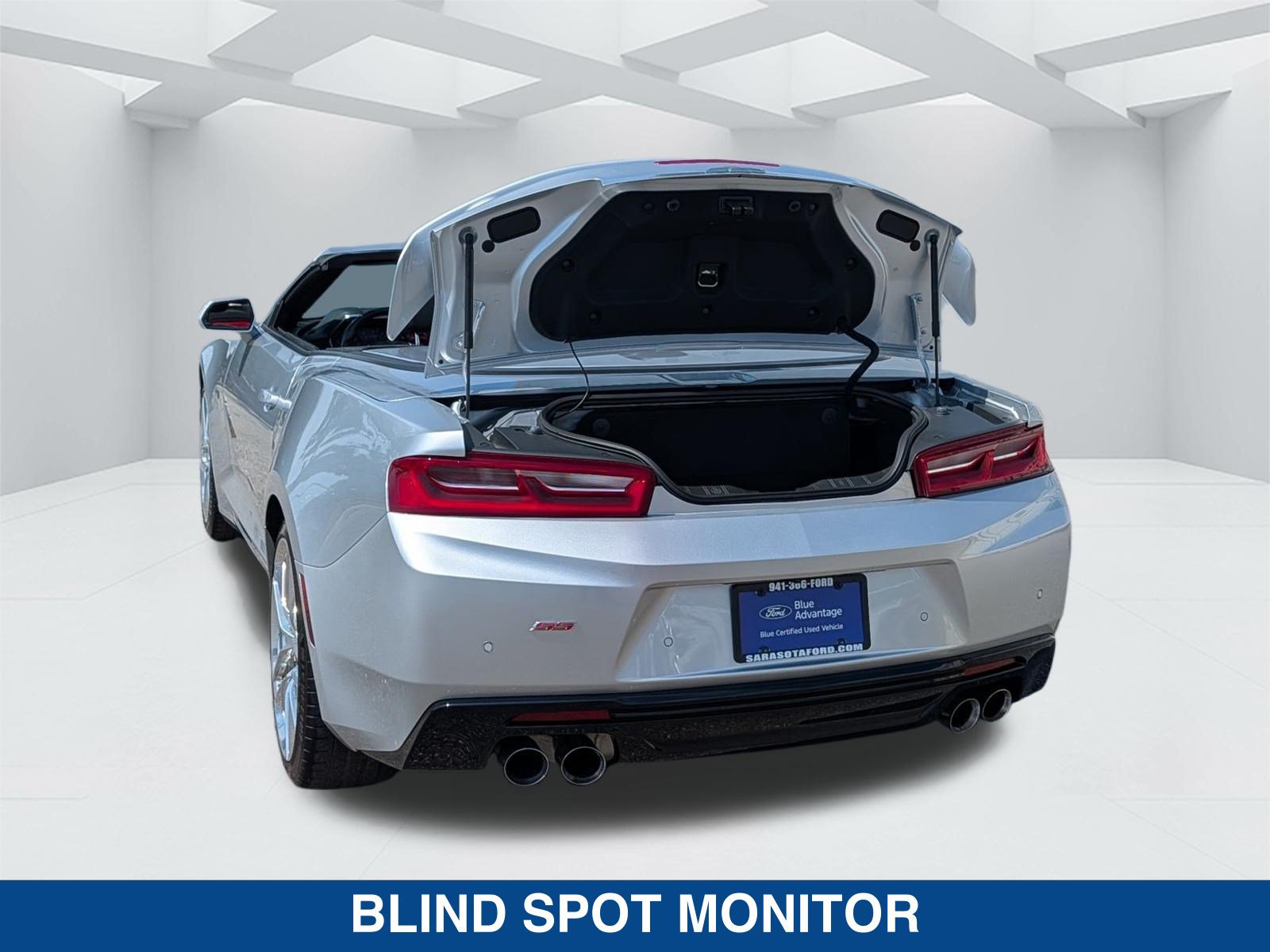 Used 2017 Chevrolet Camaro SS RWD image 14
