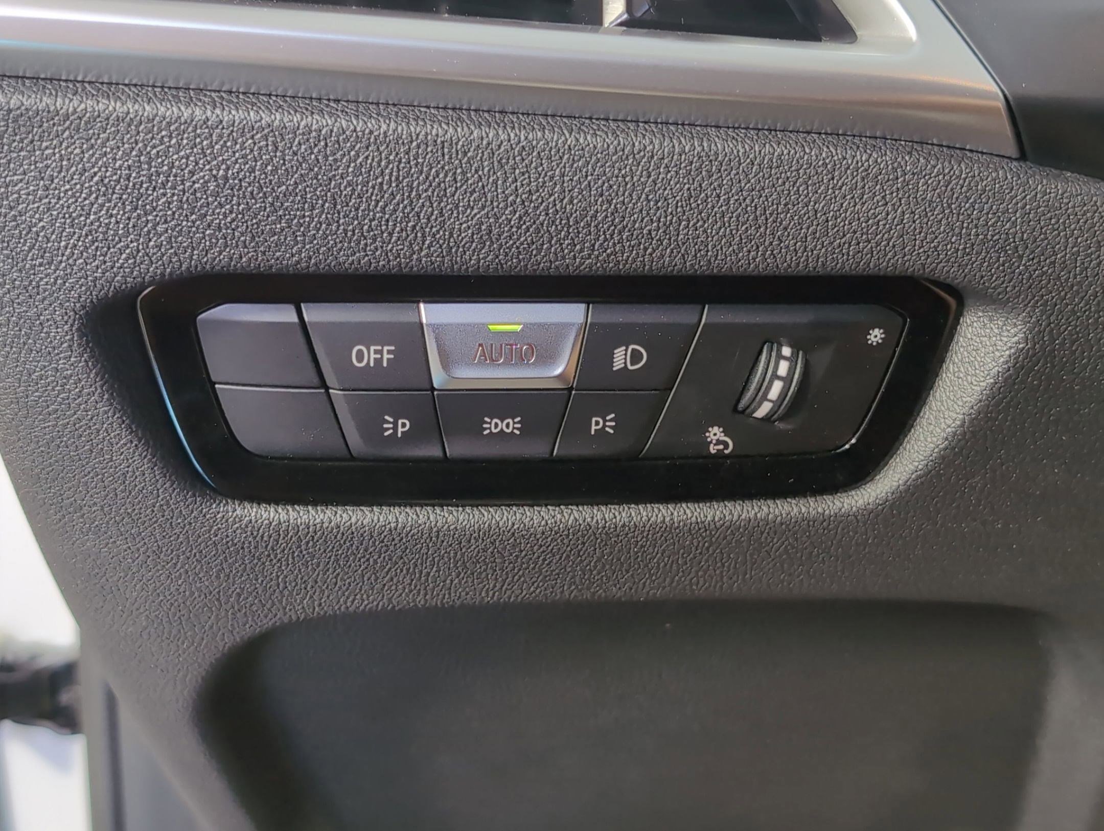 Used 2026 BMW 430i Coupe w/ M Sport Package image 27