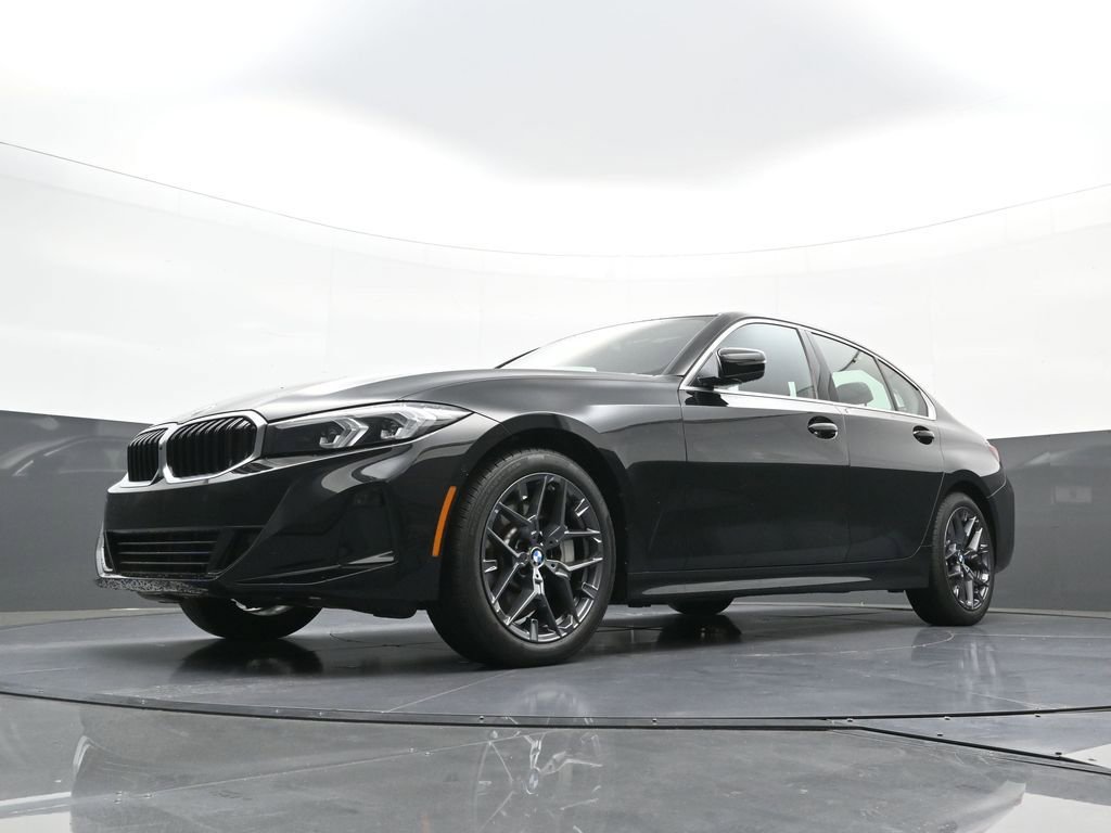 New 2025 BMW 330i xDrive Sedan w/ Convenience Package AWD/4WD image 23