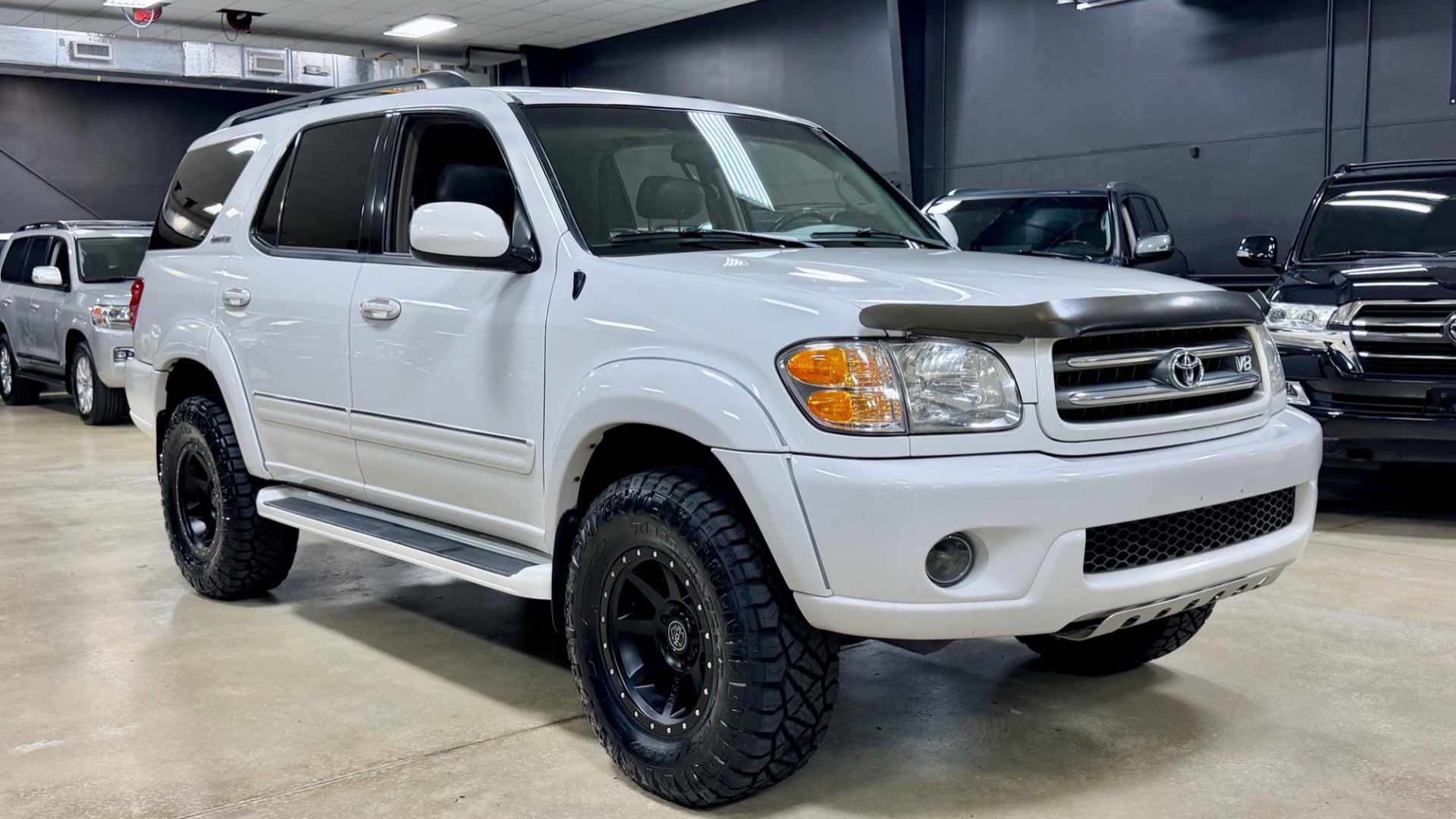 Used 2004 Toyota Sequoia Limited AWD/4WD image 11