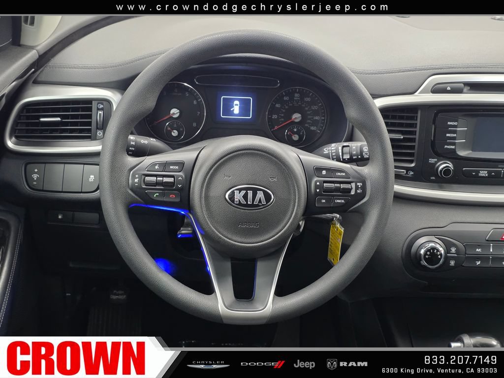 Used 2017 Kia Sorento FWD image 19