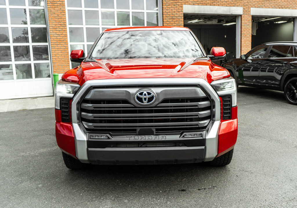 Used 2023 Toyota Tundra Limited AWD/4WD image 32