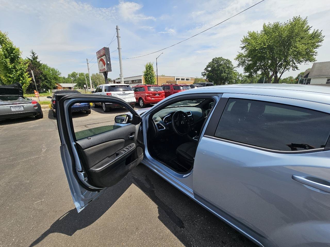 Used 2013 Dodge Avenger SE FWD image 18