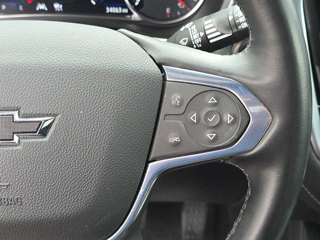 Used 2023 Chevrolet Traverse Premier w/ Redline Edition AWD/4WD image 25