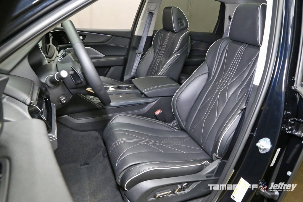 New 2026 Acura MDX SH-AWD w/ Advance Package image 3