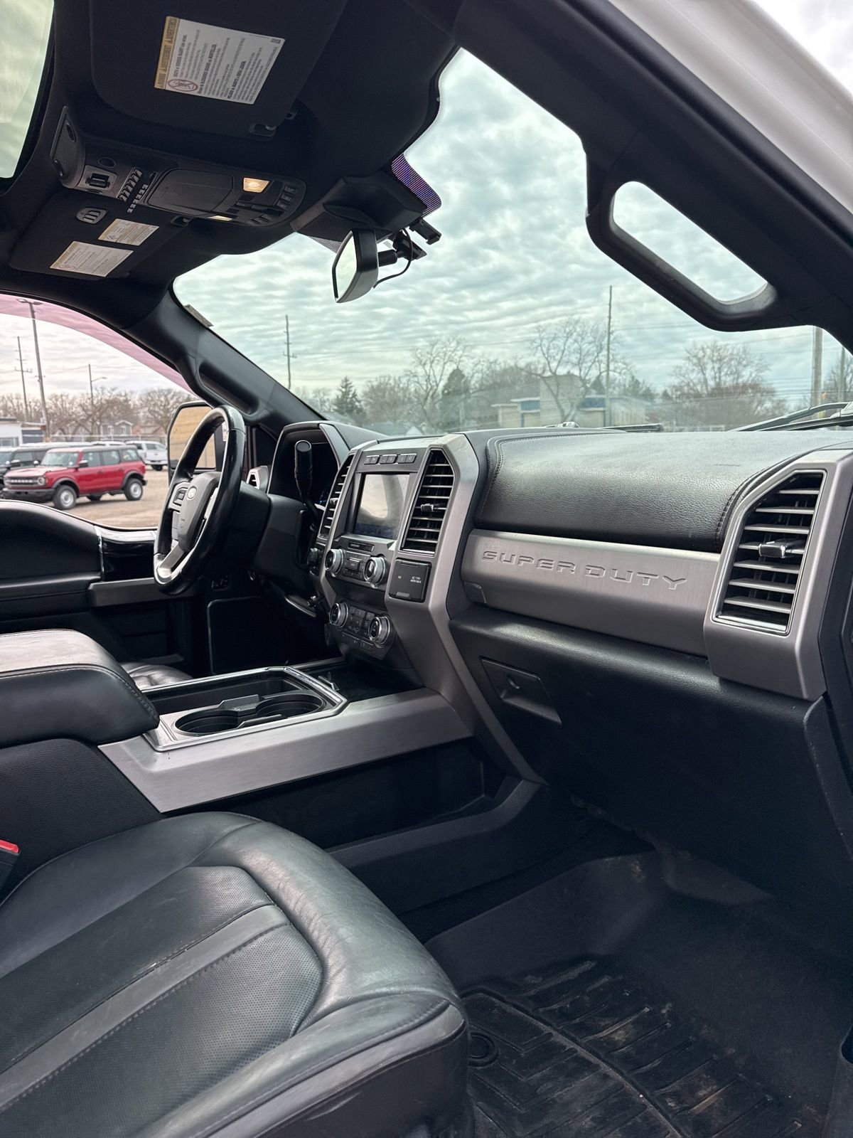 Used 2020 Ford F350 Platinum w/ FX4 Off-Road Package image 30
