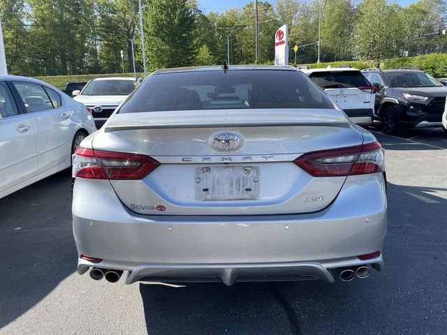 Used 2022 Toyota Camry XSE w/ Navigation Package FWD image 3