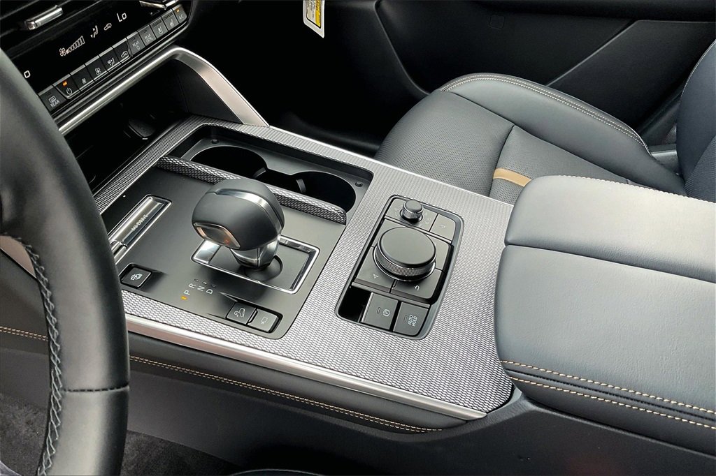 New 2025 MAZDA CX-70 Plug-In Hybrid w/ Premium Plus image 7