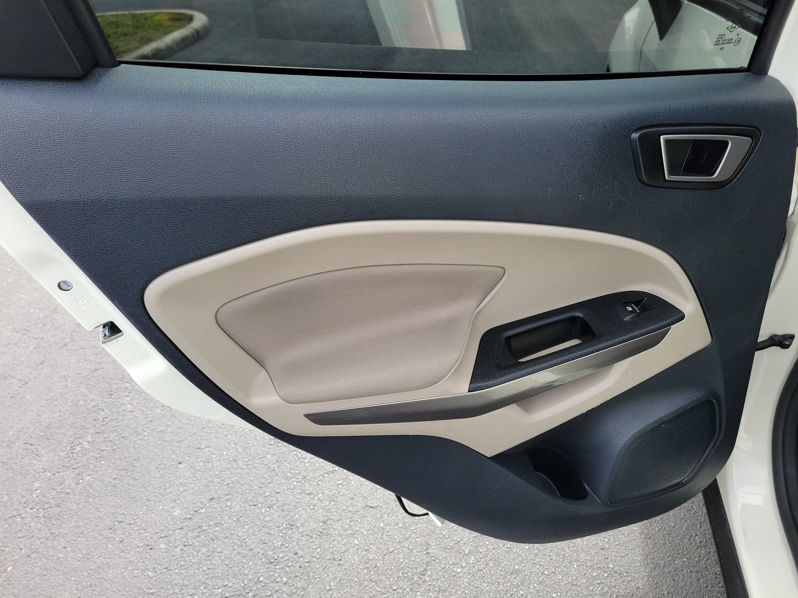 Used 2021 Ford EcoSport SE FWD image 9