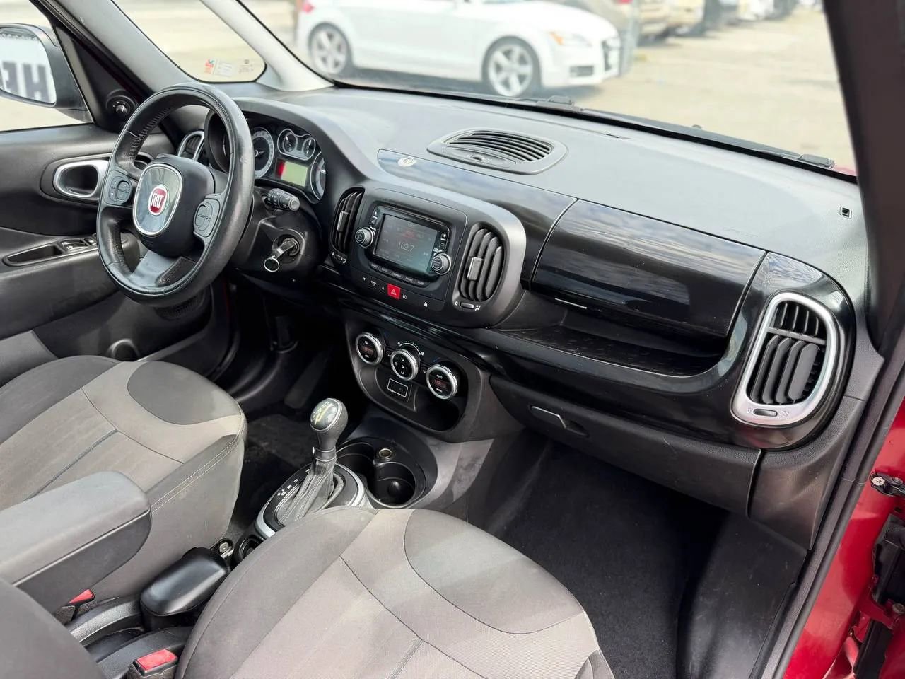 Used 2016 FIAT 500L Trekking FWD image 36