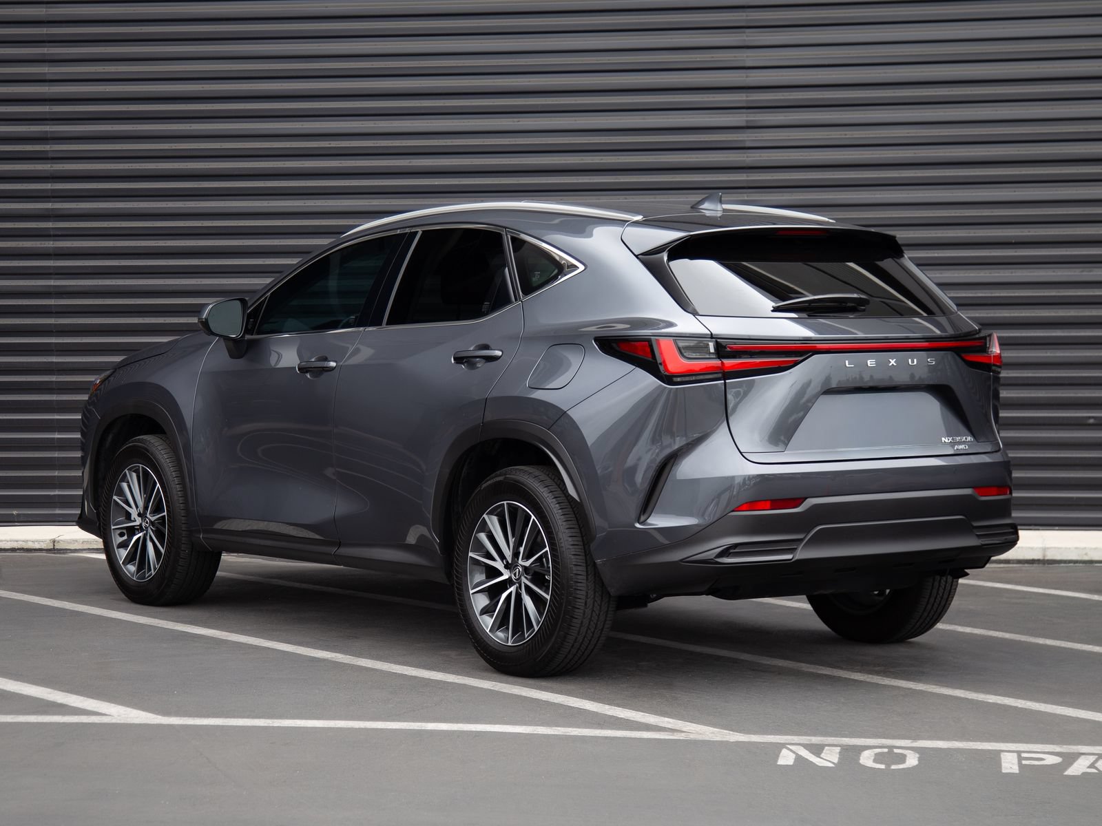 Used 2025 Lexus NX 350h AWD w/ Cold Area Package image 3
