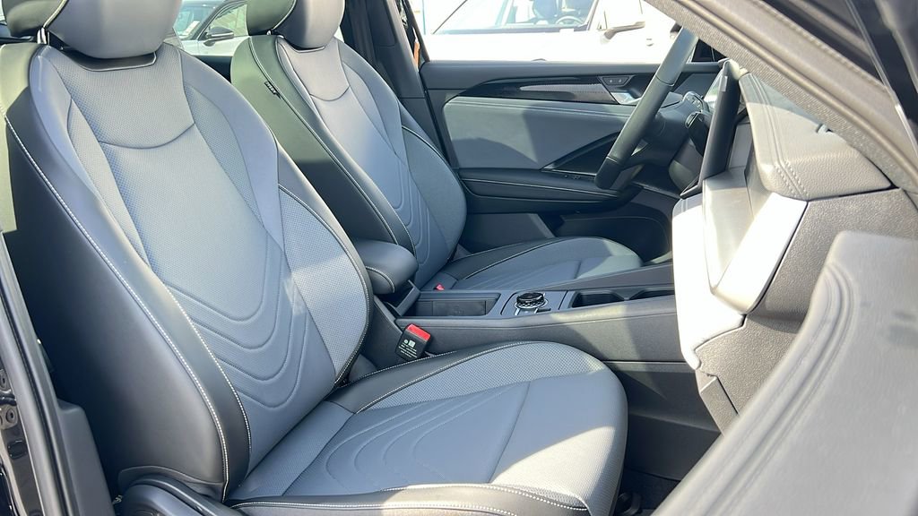 New 2026 Volkswagen Tiguan SE R-Line image 10