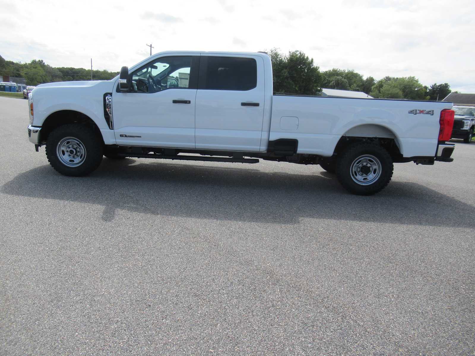 New 2026 Ford F350 XL w/ XL Off-Road Package image 8