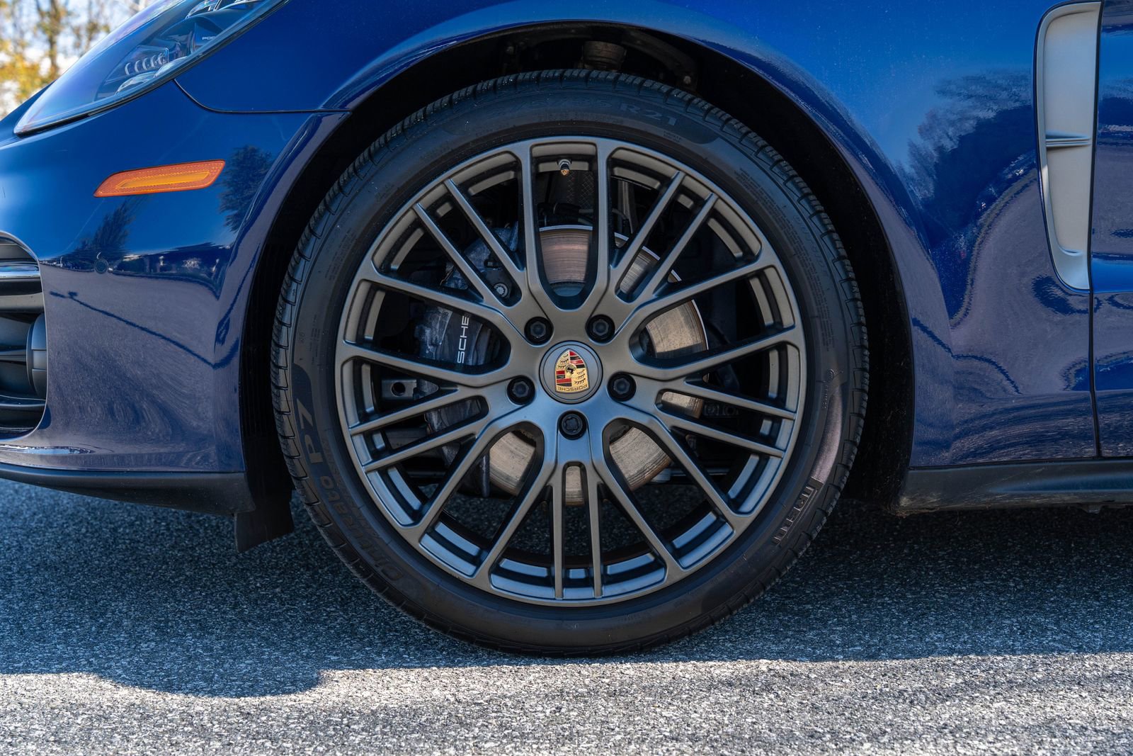 Certified 2023 Porsche Panamera Platinum Edition image 11