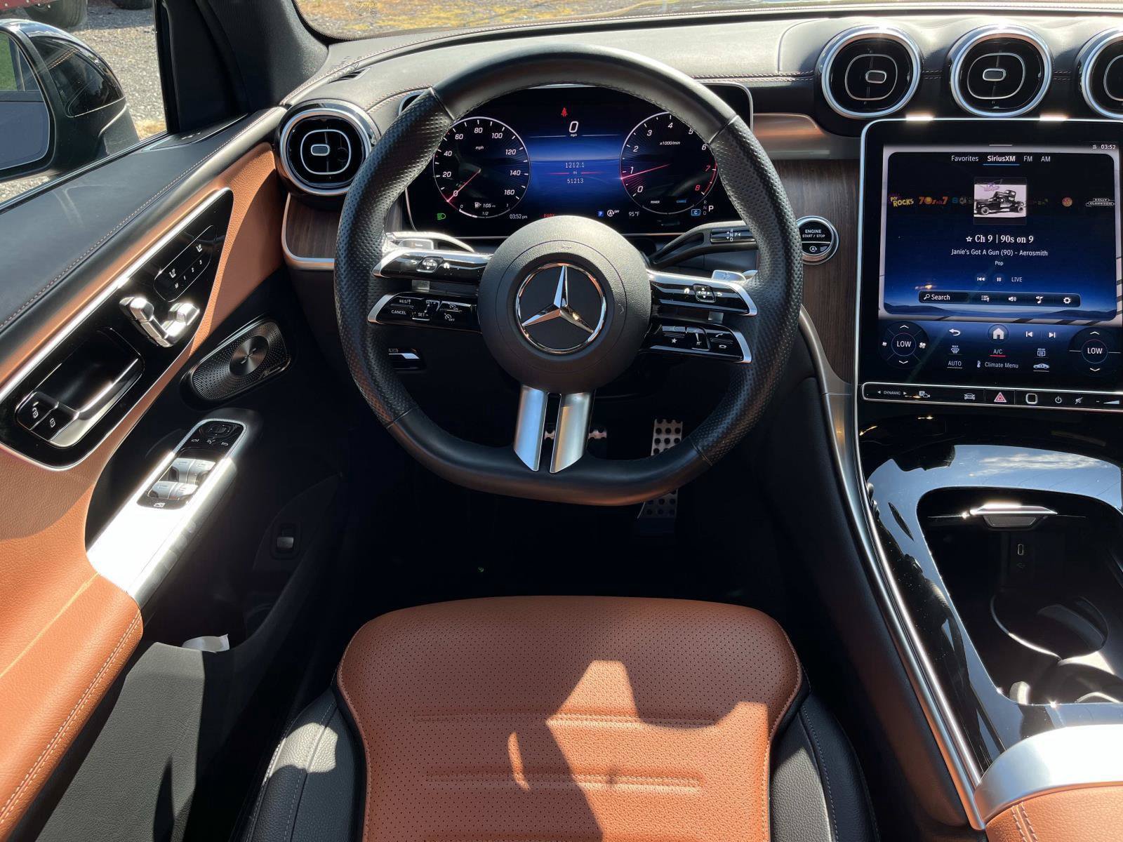 Certified 2024 Mercedes-Benz GLC 300 4MATIC image 14