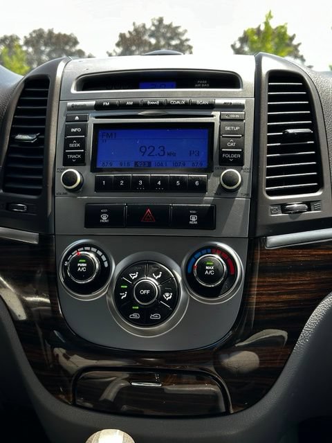 Used 2012 Hyundai Santa Fe GLS AWD/4WD image 32