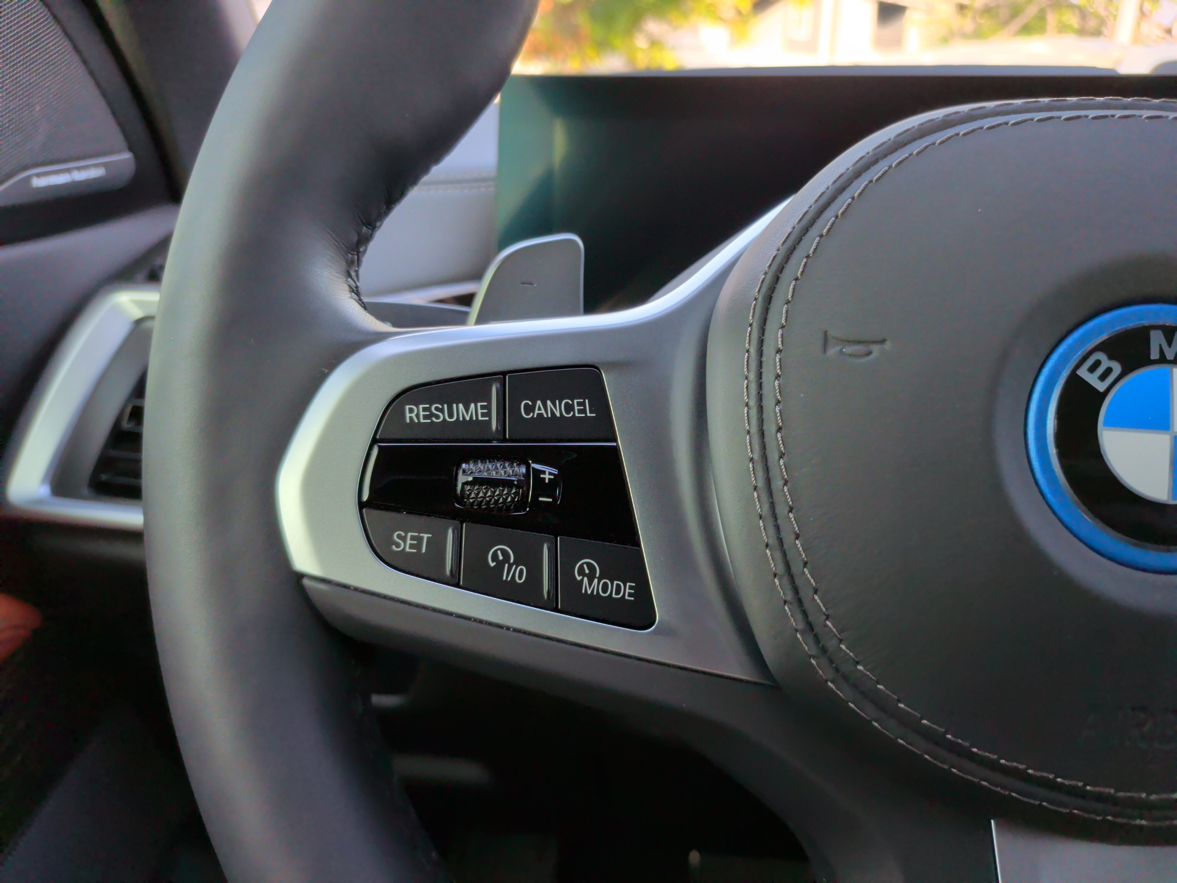 Used 2025 BMW X5 xDrive50e w/ M Sport Package AWD/4WD image 23