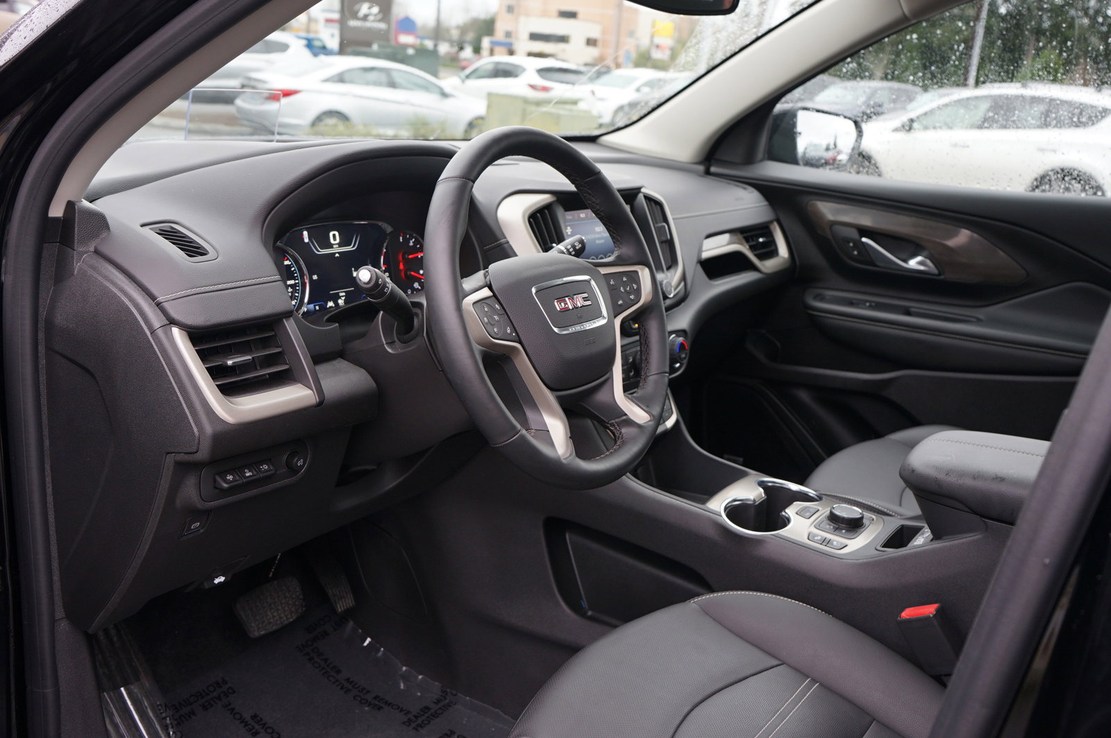 Used 2024 GMC Terrain Denali image 12