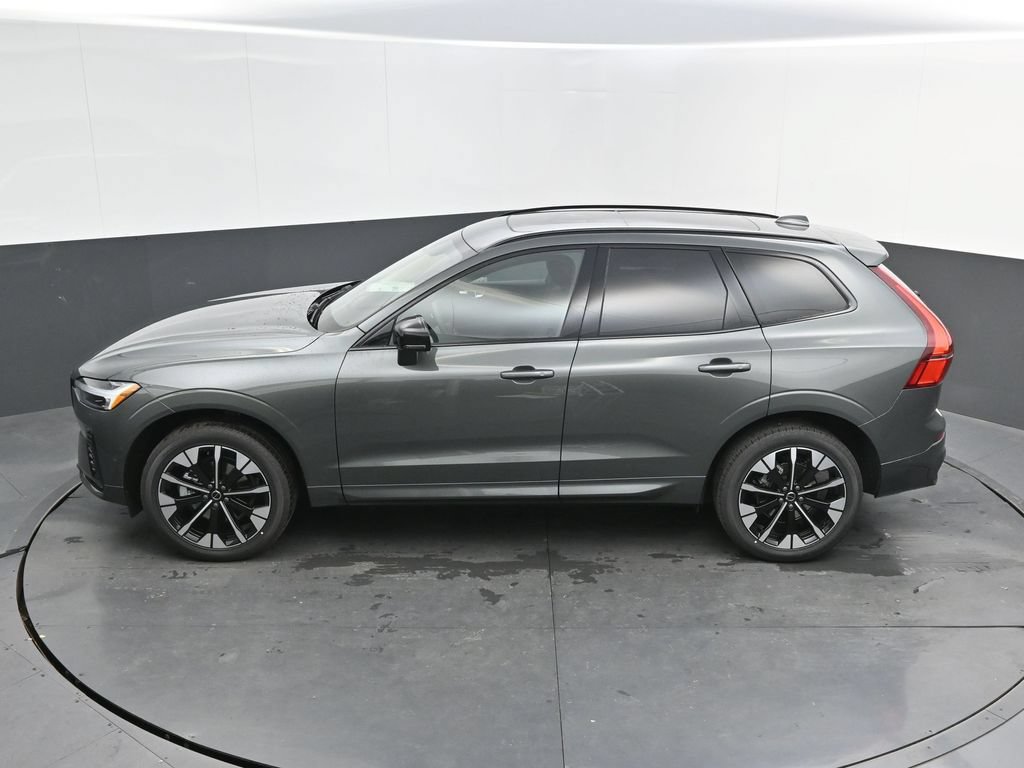 New 2026 Volvo XC60 B5 Plus w/ Climate Package AWD/4WD image 23
