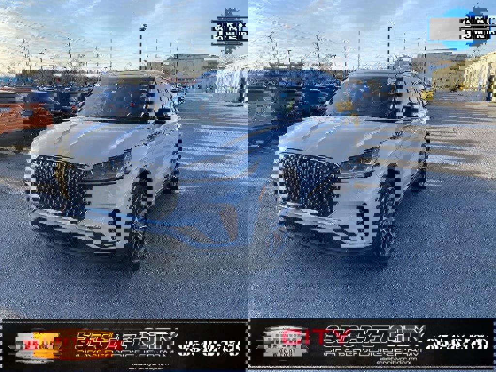 Used 2025 Lincoln Aviator Reserve w/ Luxury Package image 1