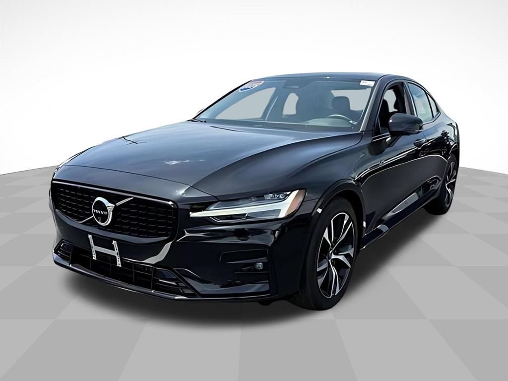 Used 2025 Volvo S60 B5 Plus AWD/4WD image 6
