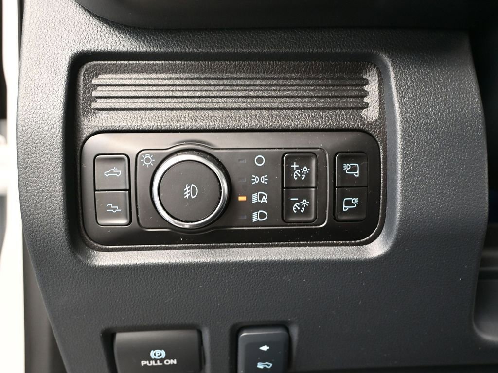 Used 2025 Ford F250 Platinum image 33