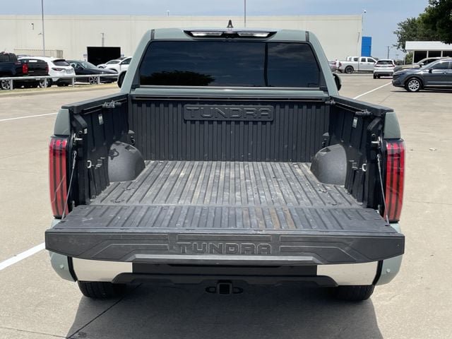 Used 2025 Toyota Tundra Limited AWD/4WD image 28