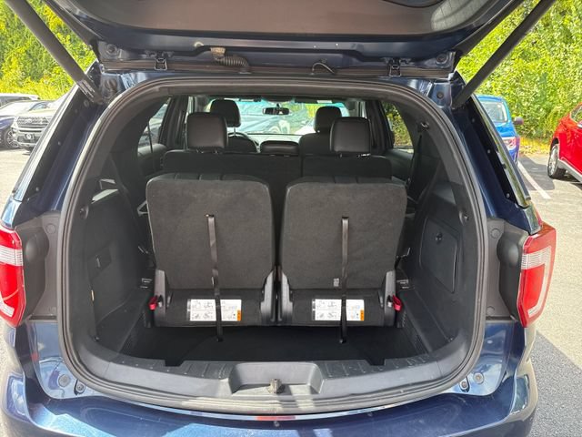 Certified 2017 Ford Explorer XLT w/ Equipment Group 202A AWD/4WD image 14