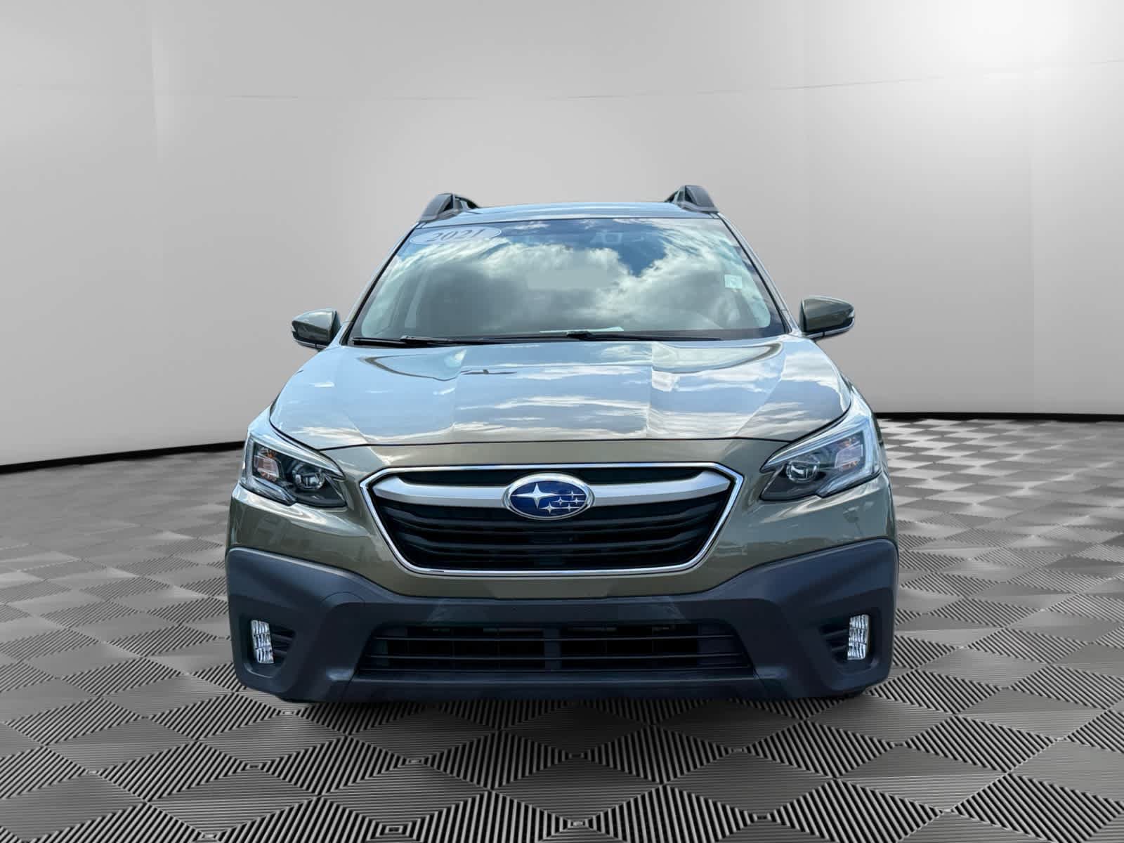 Used 2021 Subaru Outback Premium AWD/4WD image 8