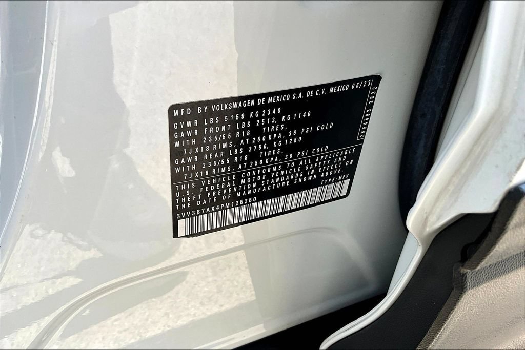 Used 2023 Volkswagen Tiguan SE FWD image 20