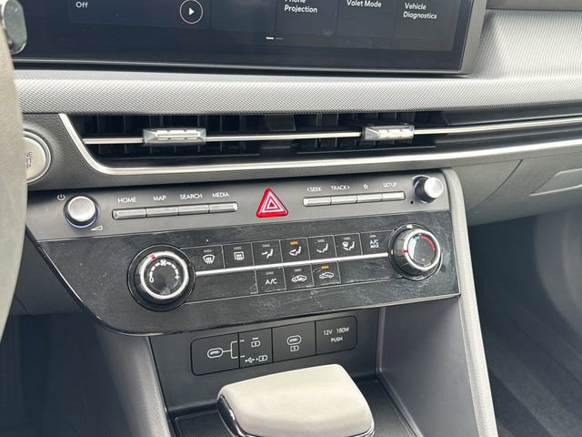 Certified 2025 Hyundai Sonata SE image 30