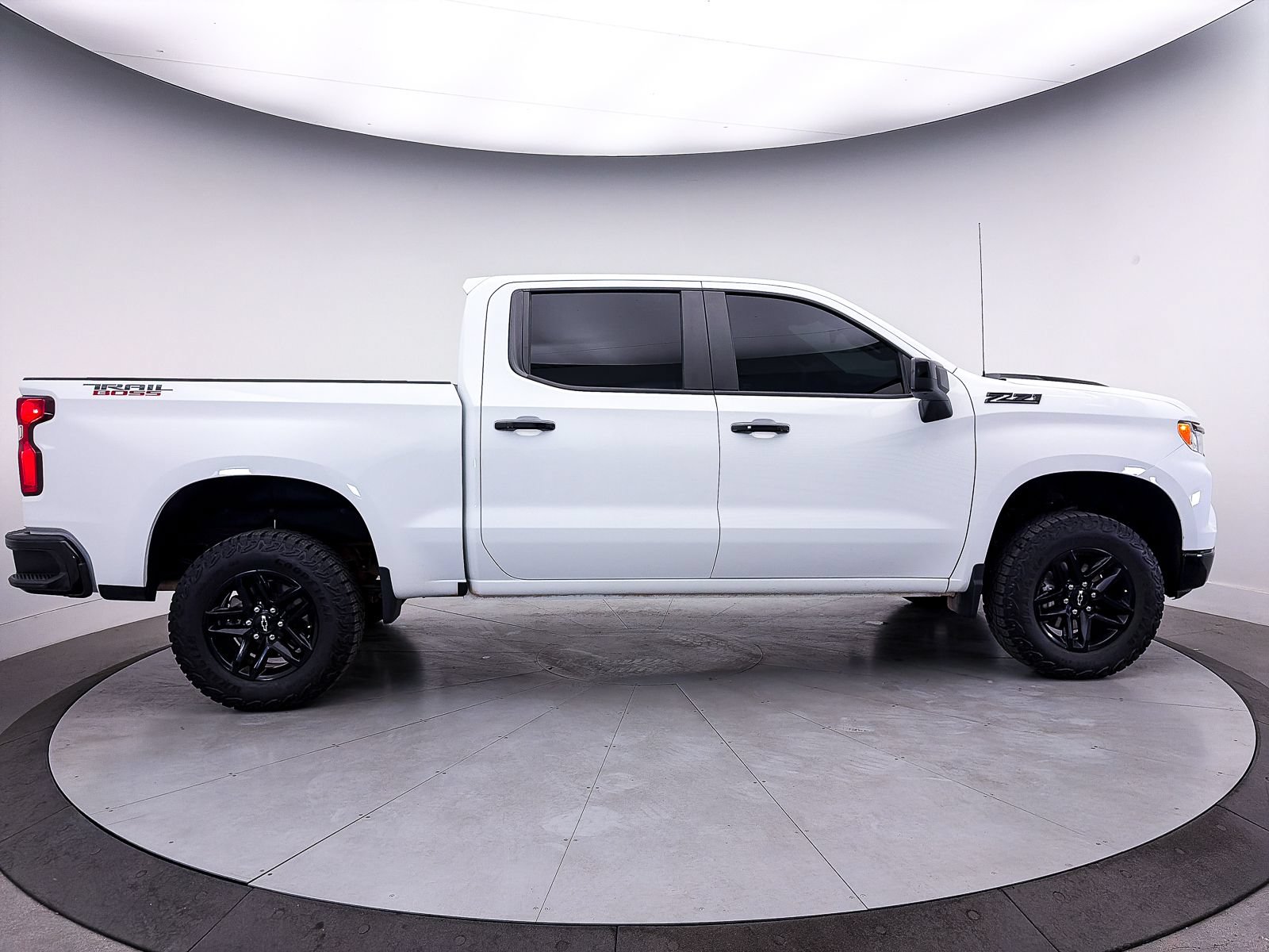Used 2023 Chevrolet Silverado 1500 LT Trail Boss w/ Protection Package AWD/4WD image 44