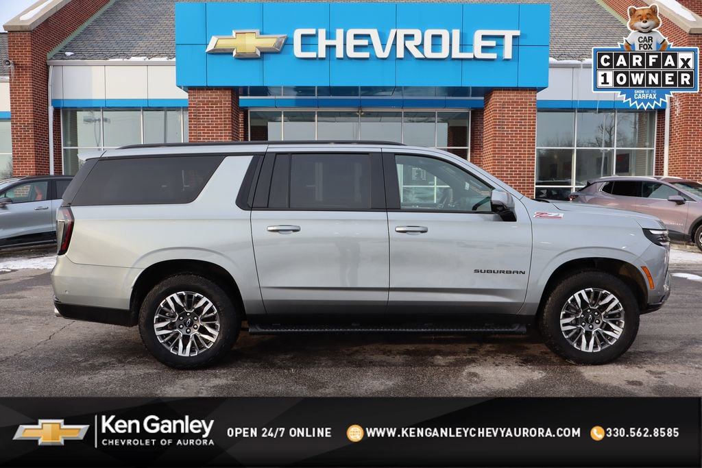Used 2025 Chevrolet Suburban Z71 w/ Z71 Off-Road Package image 1