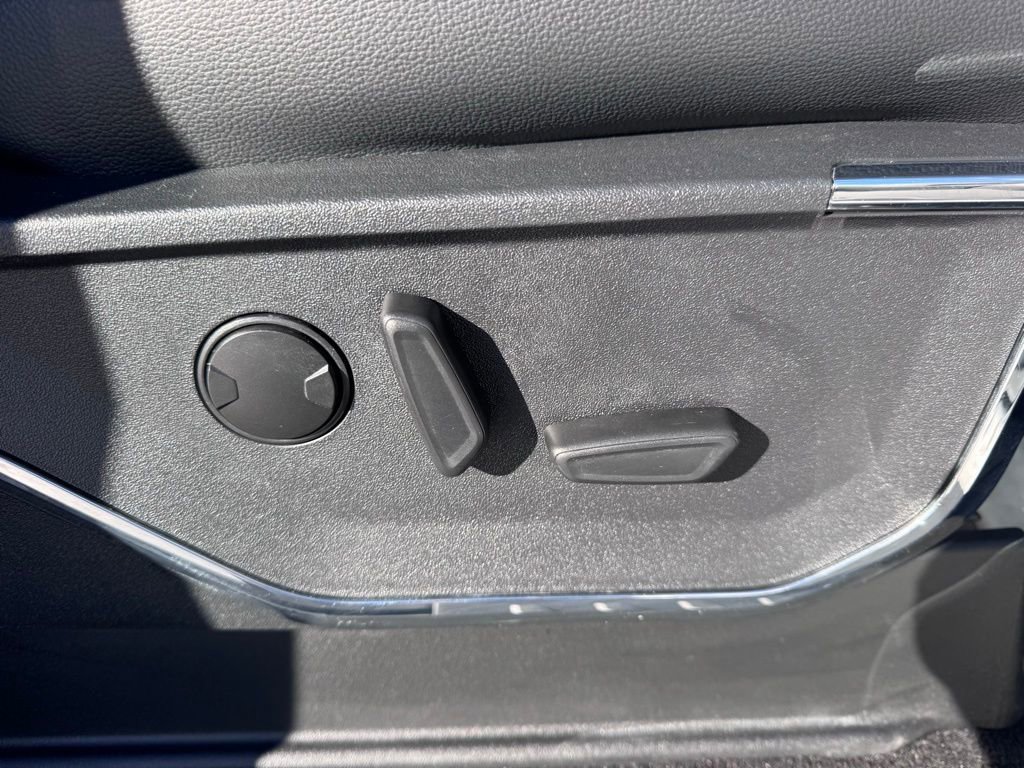 Used 2024 Ford F250 Lariat image 27